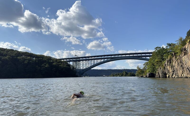 Harlem River - bridge no 18 coming up