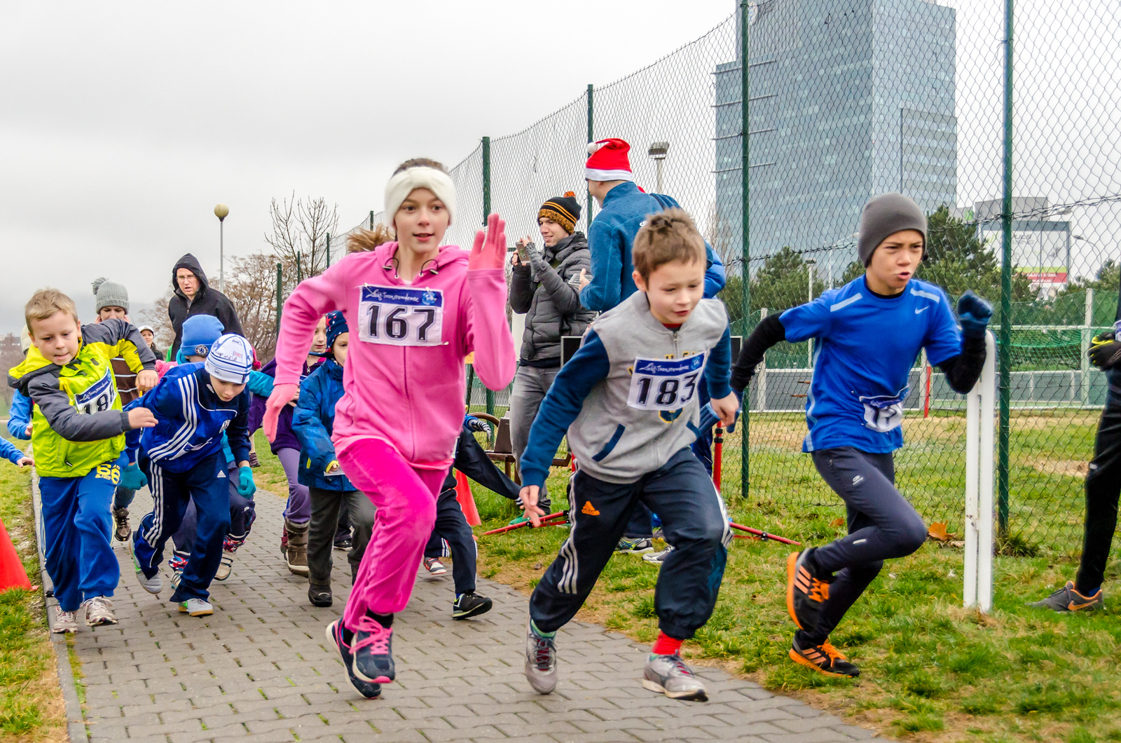 12. kolo 2015